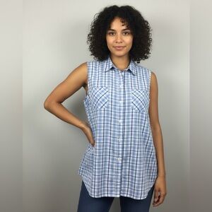 Sleeveless plaid shirt